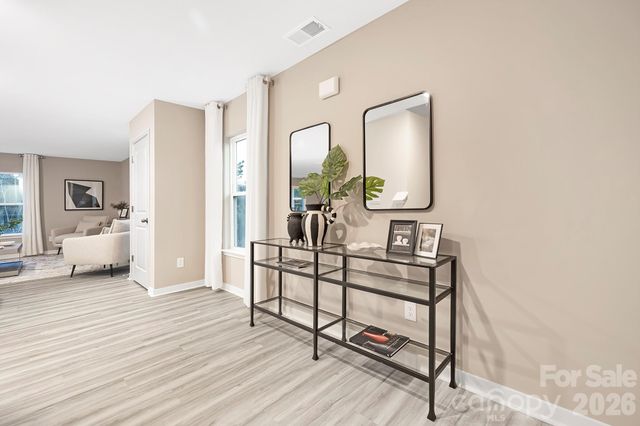 117 Lauren Lane, Hendersonville, NC 28792