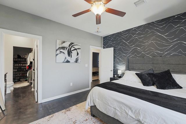 5314 N Cypress St, Bel Aire, KS 67226