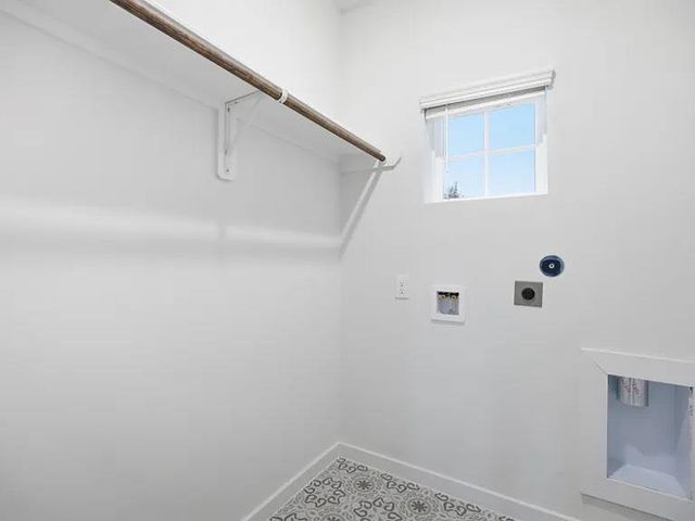 2407 Outpost Canyon Drive, Iowa Colony, TX 77583