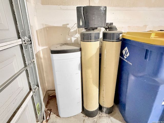 145 S Willow Way, Cibolo, TX 78108