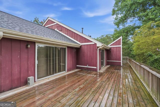 1384 Huntsmen Glen, Riverdale, GA 30296