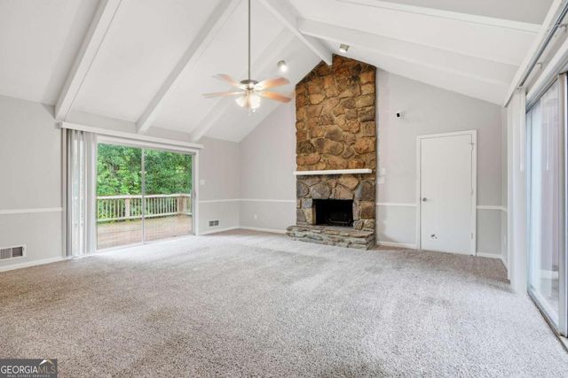 1384 Huntsmen Glen, Riverdale, GA 30296