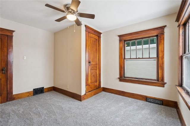 1538 Bever Avenue SE, Cedar Rapids, IA 52403