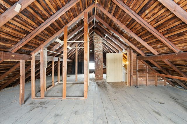 1538 Bever Avenue SE, Cedar Rapids, IA 52403