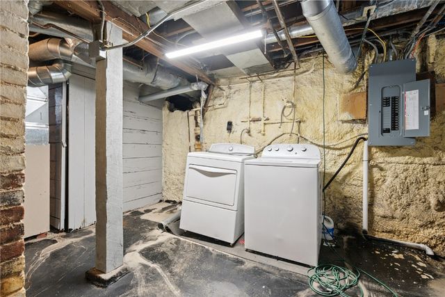 1538 Bever Avenue SE, Cedar Rapids, IA 52403