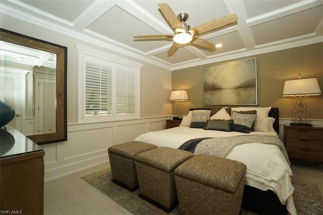 480 5th ST S 102, Naples, FL 34102
