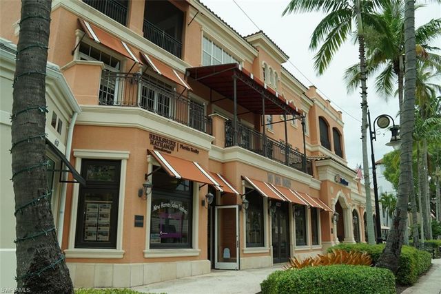 480 5th ST S 102, Naples, FL 34102