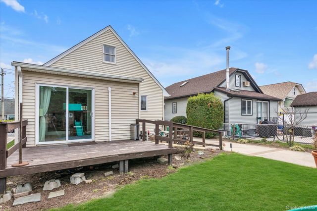 3080 Roxbury Road, Oceanside, NY 11572