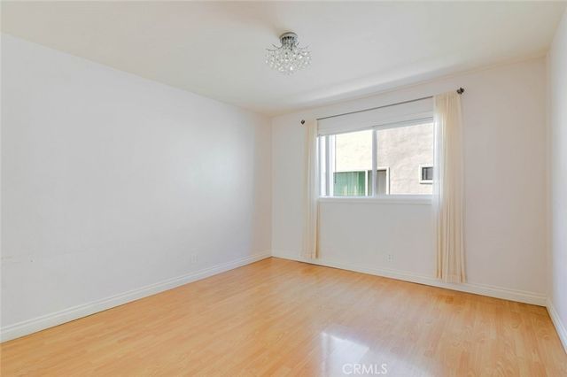 909 E Garfield 3, Glendale, CA 91205