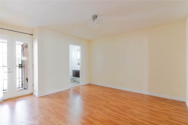 909 E Garfield 3, Glendale, CA 91205