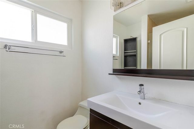 909 E Garfield 3, Glendale, CA 91205