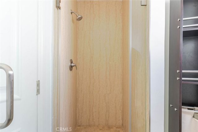 909 E Garfield 3, Glendale, CA 91205