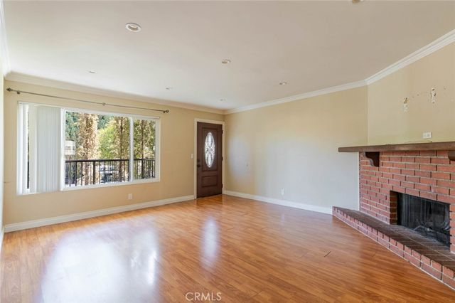 909 E Garfield 3, Glendale, CA 91205