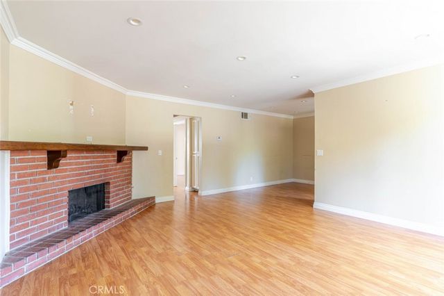 909 E Garfield 3, Glendale, CA 91205