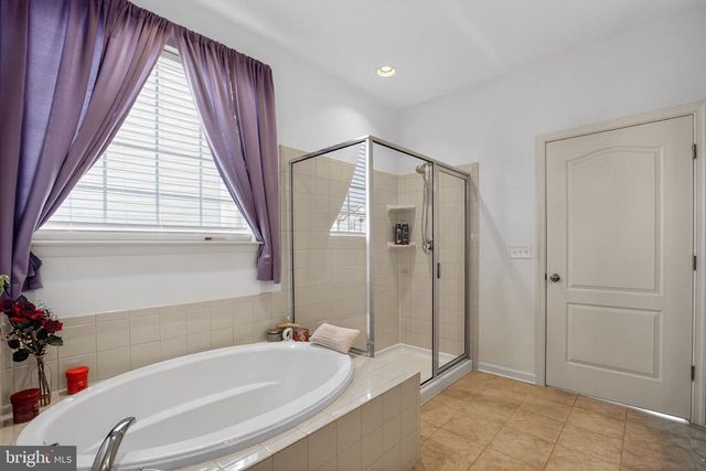 1709 HUDGINS FARM CIR, Fredericksburg, VA 22408