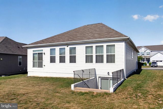 1709 HUDGINS FARM CIR, Fredericksburg, VA 22408