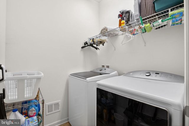 1709 HUDGINS FARM CIR, Fredericksburg, VA 22408