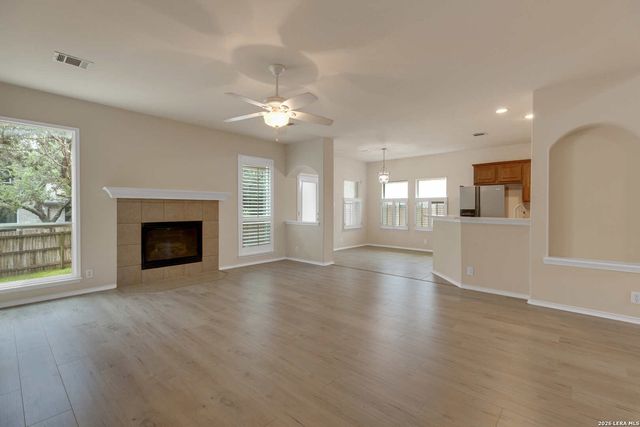 18615 Rogers Gln, San Antonio, TX 78258