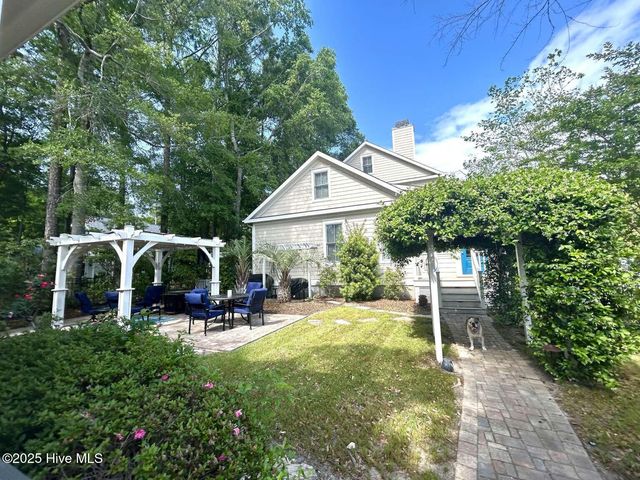 9163 Devaun Park Boulevard, Calabash, NC 28467