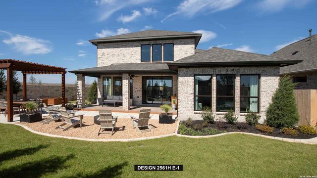 141 Bur Oak, Castroville, TX 78009