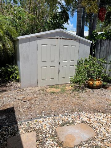 5433 NE 5TH Avenue, Oakland Park, FL 33334