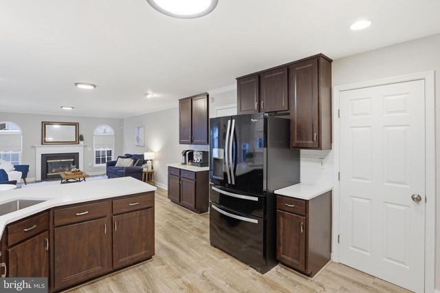 5467 QUAINT DR, Woodbridge, VA 22193