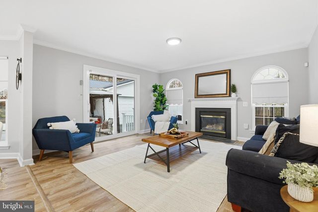 5467 QUAINT DR, Woodbridge, VA 22193