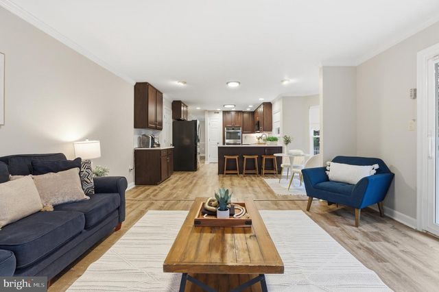 5467 QUAINT DR, Woodbridge, VA 22193