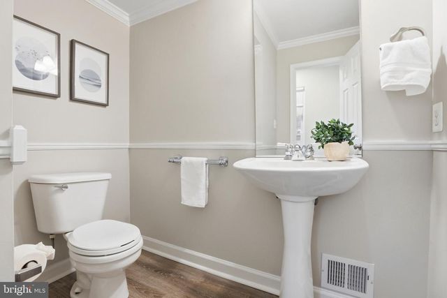 5467 QUAINT DR, Woodbridge, VA 22193