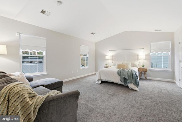 5467 QUAINT DR, Woodbridge, VA 22193