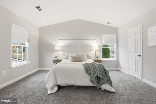 5467 QUAINT DR, Woodbridge, VA 22193