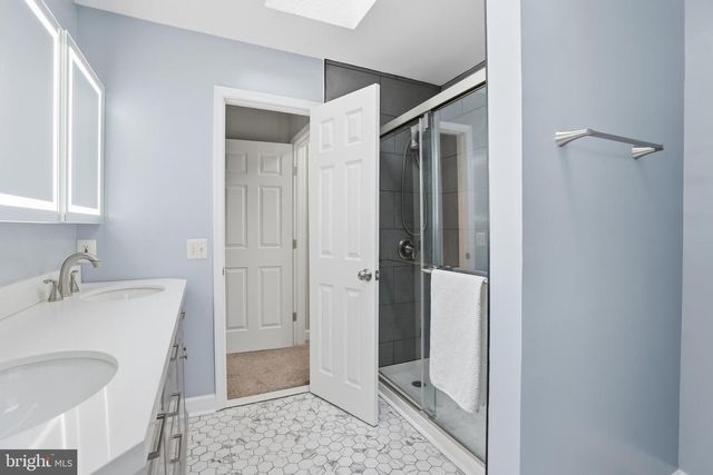 5467 QUAINT DR, Woodbridge, VA 22193