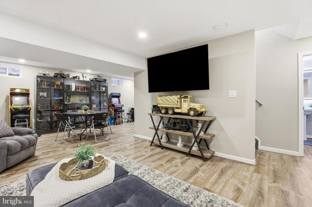 5467 QUAINT DR, Woodbridge, VA 22193