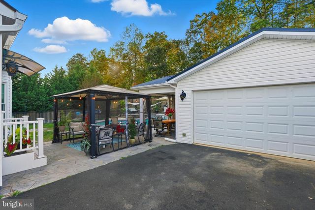 5467 QUAINT DR, Woodbridge, VA 22193