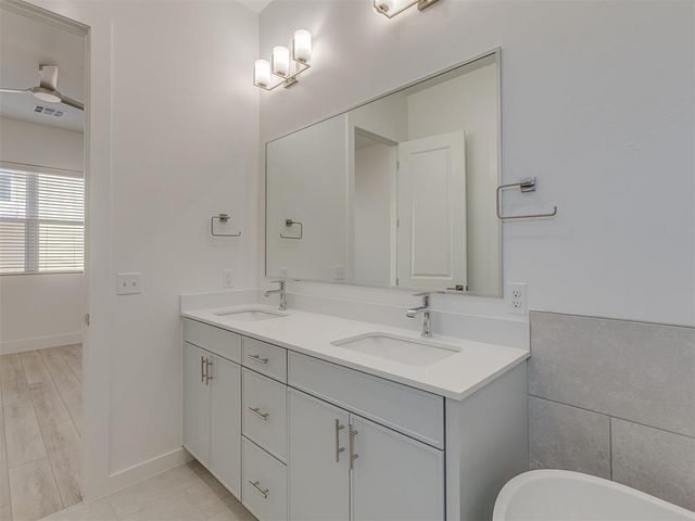 2529 NW 130th Street, Oklahoma City, OK 73120