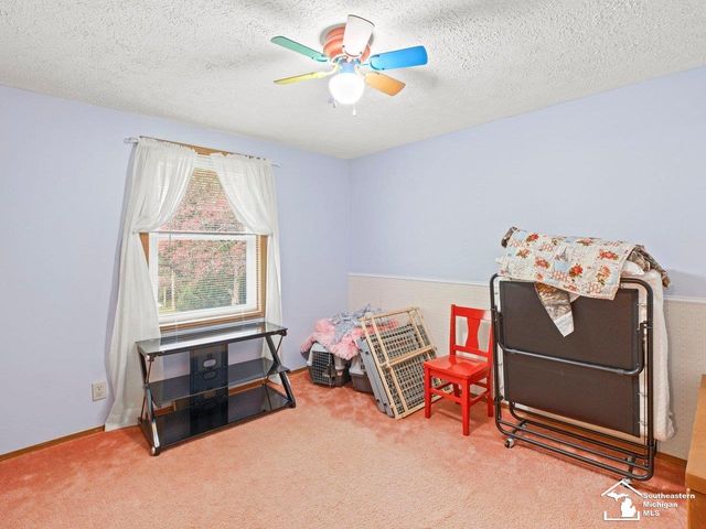 2760 Spring Hill Drive, Howell, MI 48843