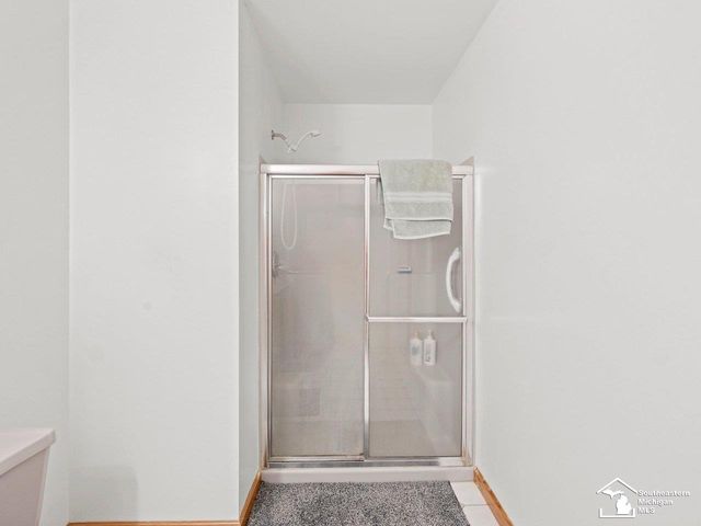 2760 Spring Hill Drive, Howell, MI 48843