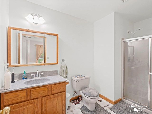 2760 Spring Hill Drive, Howell, MI 48843
