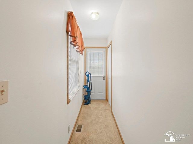 2760 Spring Hill Drive, Howell, MI 48843