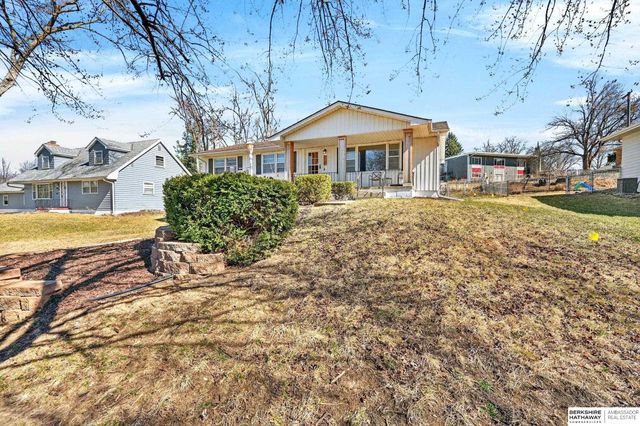 4509 Ridgeway Road, Omaha, NE 68134