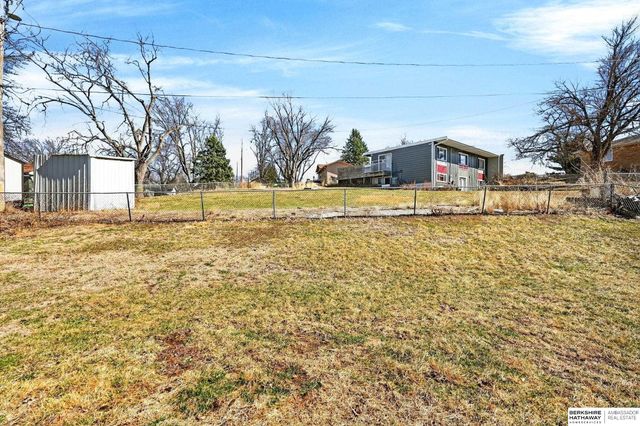 4509 Ridgeway Road, Omaha, NE 68134