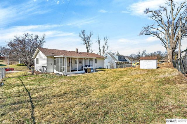 4509 Ridgeway Road, Omaha, NE 68134