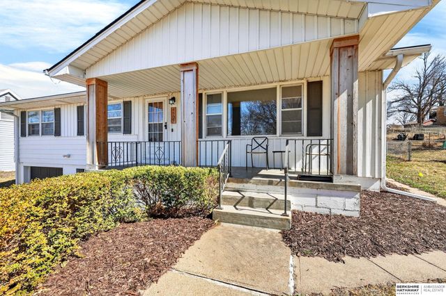 4509 Ridgeway Road, Omaha, NE 68134