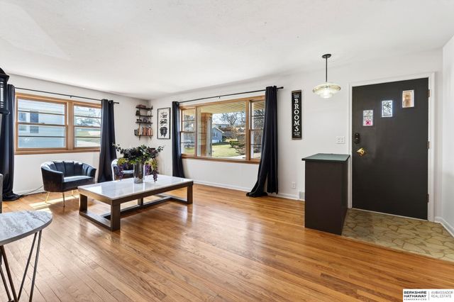 4509 Ridgeway Road, Omaha, NE 68134