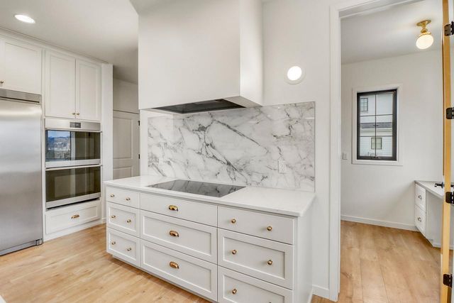 2439 Rivers Bend Drive E, West Fargo, ND 58078
