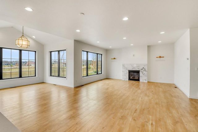 2439 Rivers Bend Drive E, West Fargo, ND 58078