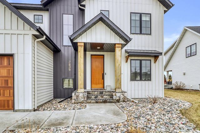 2439 Rivers Bend Drive E, West Fargo, ND 58078