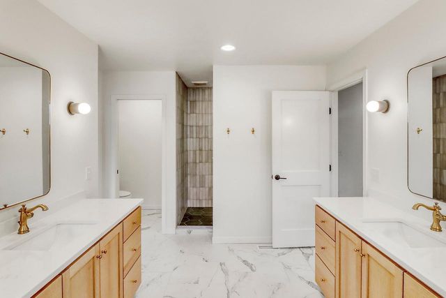 2439 Rivers Bend Drive E, West Fargo, ND 58078
