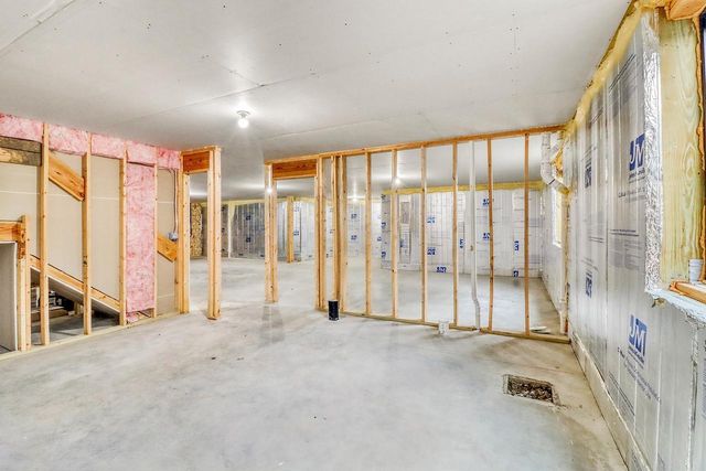 2439 Rivers Bend Drive E, West Fargo, ND 58078