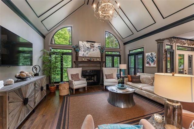 640 Goldpoint Trace, Woodstock, GA 30189